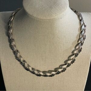 Vintage Trifari Signed Silver Tone Necklace